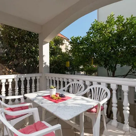 Guest house Mato Oborovic Papica
