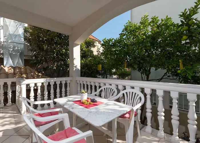 Pensión Mato Oborovic Papica